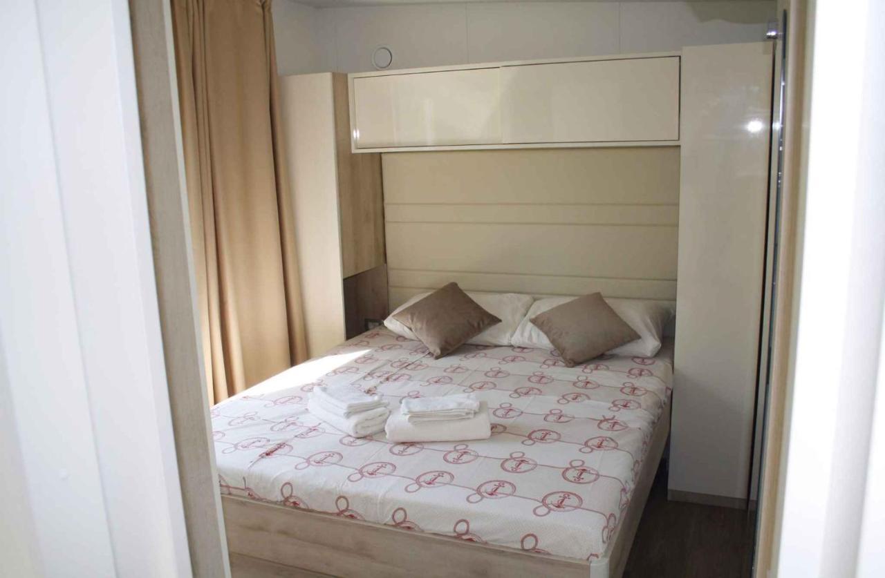 Mobilehomes In 35297 *